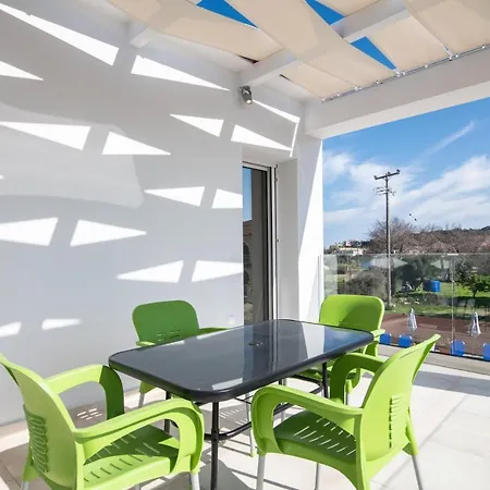 Astarte - Coral Bleu With Private Pool טסיליבי