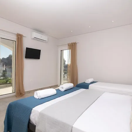 Astarte - Coral Bleu With Private Pool וילה טסיליבי