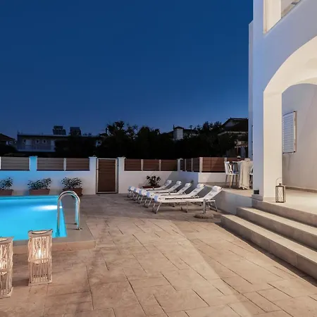 וילה Astarte - Coral Bleu With Private Pool טסיליבי